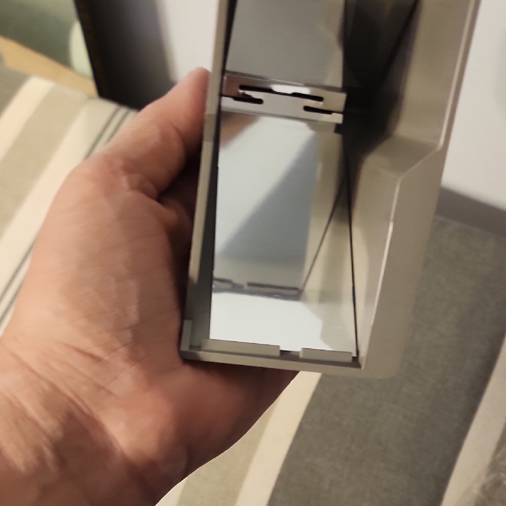 Silver Geometric Metal Decor - Picture 7 of 7